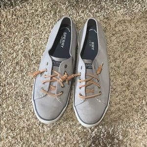 Sperry Sneakers